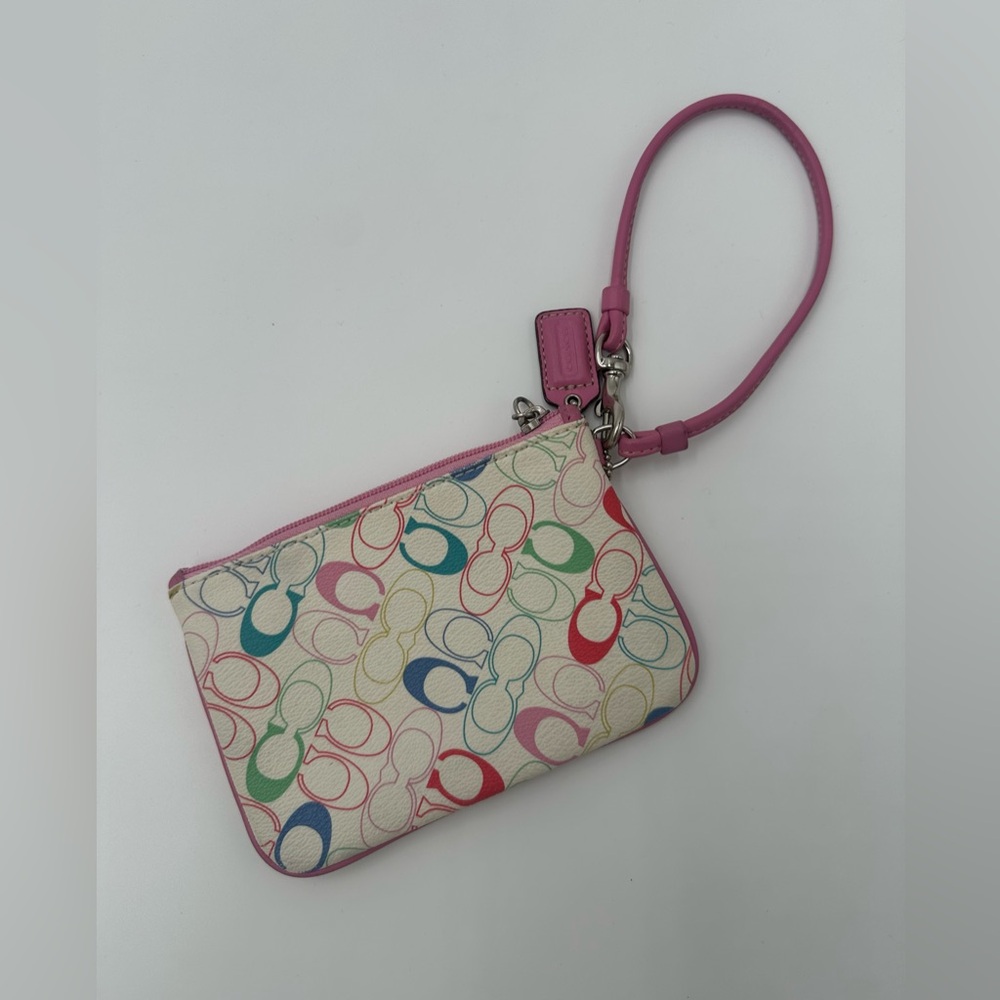 Coach Hamptons Scribble Signature Wristlet - Picture 3 of 6
